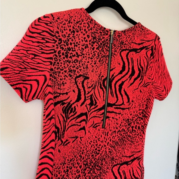 Victoria’s Secret Short Sleeve Mini Animal Print Dress in Size XS - Picture 4 of 6